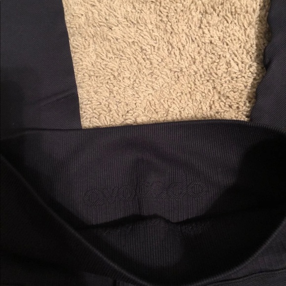 Avocado Universal Leggings - Picture 5 of 8